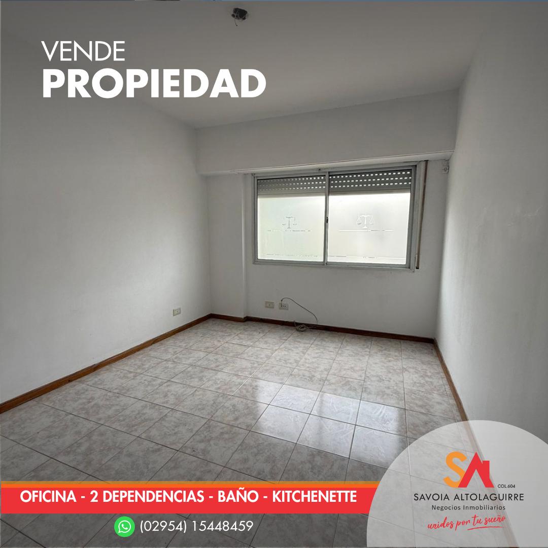 Oficina en pleno centro Rivadavia 355