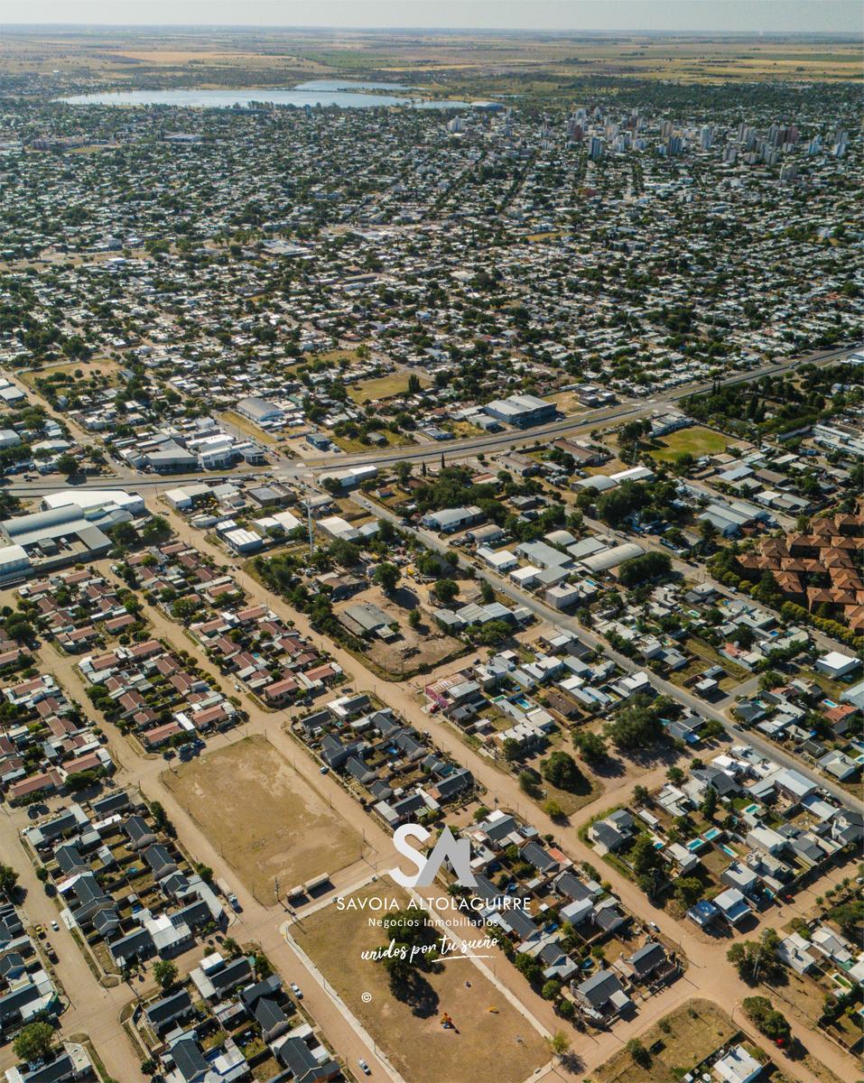 VENDE: EXCELENTE TERRENO EN ESQUINA APTO MULTIPLES USOS - Imagen 4