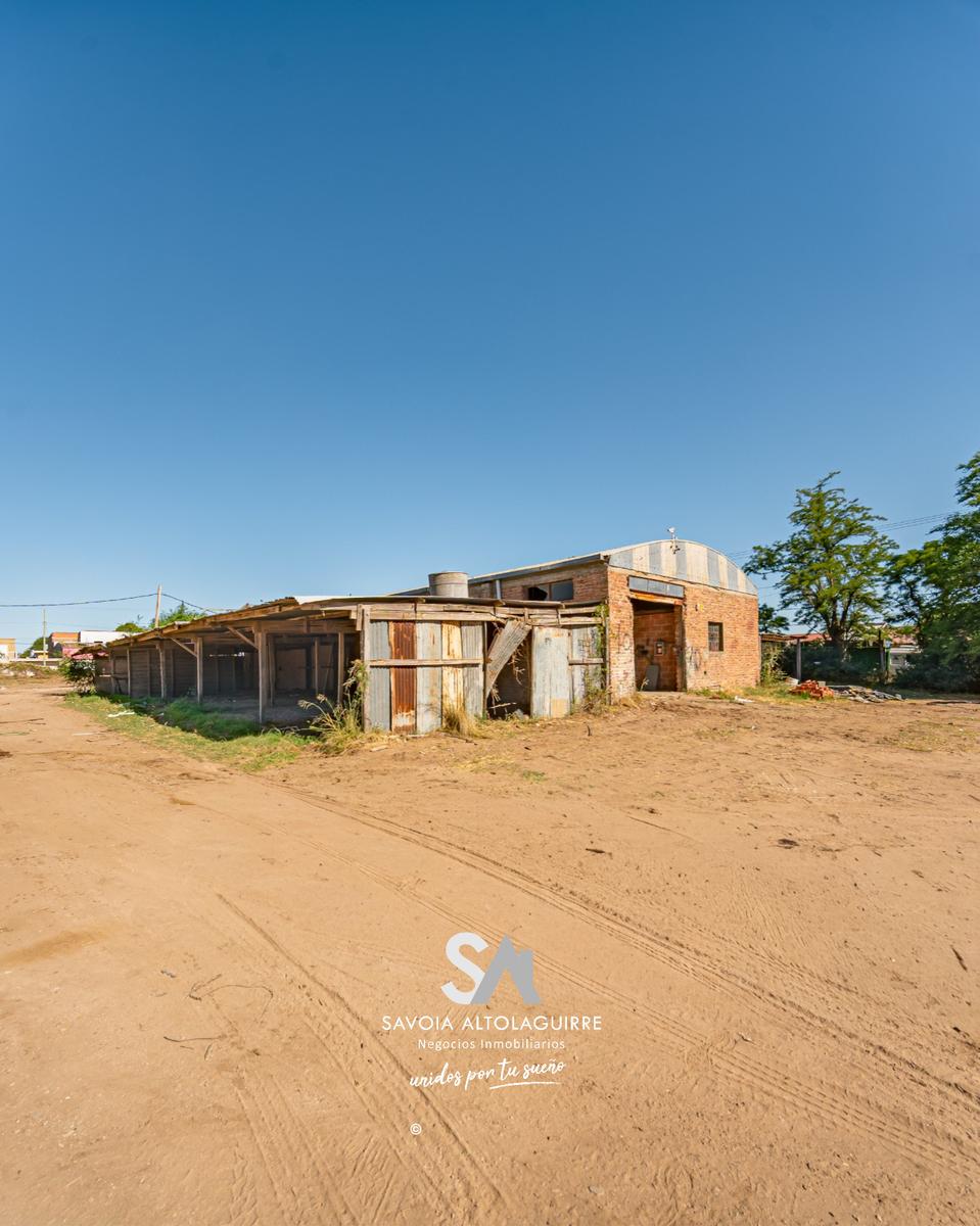 VENDE: GALPON A METROS DE AV CIRCUNVALACION - Imagen 6